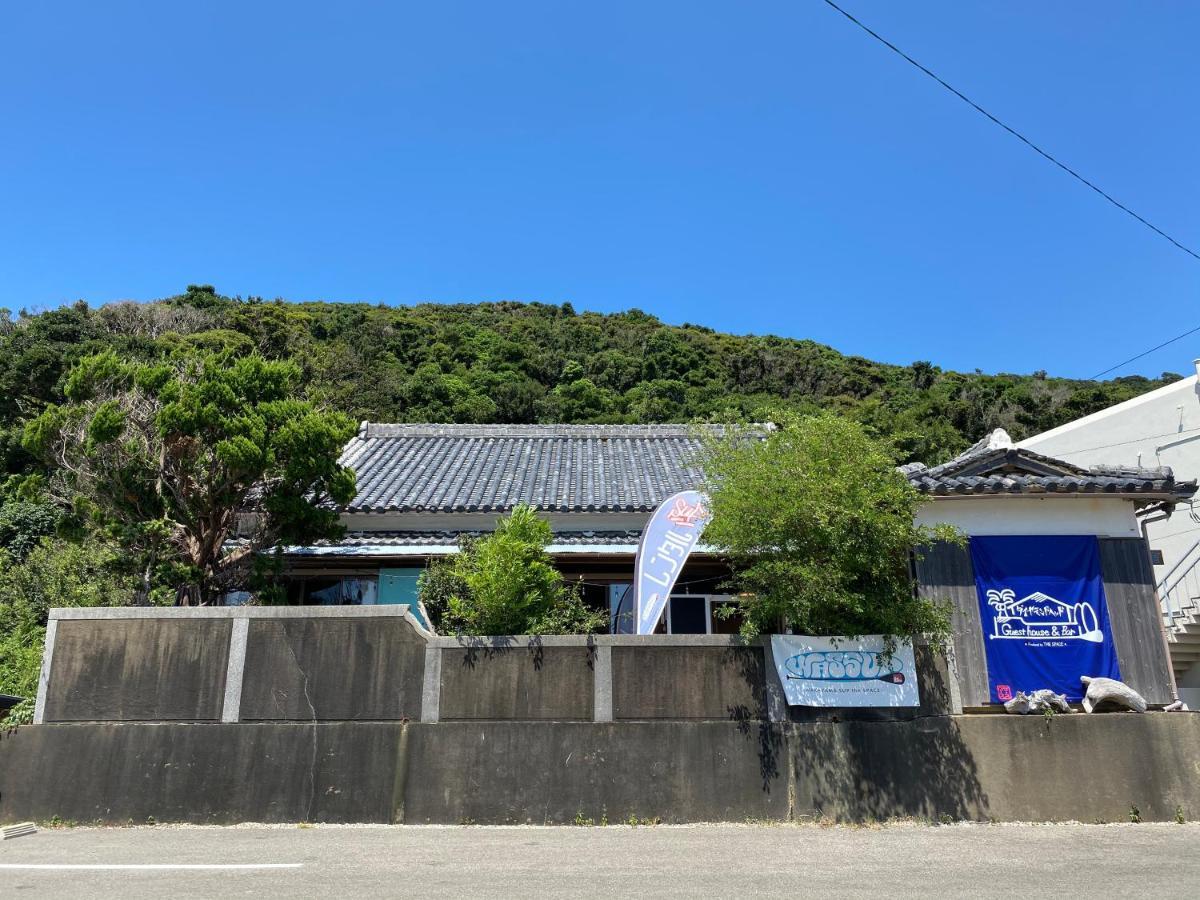 Guest House & Bar Diamond Head Mihana Экстерьер фото